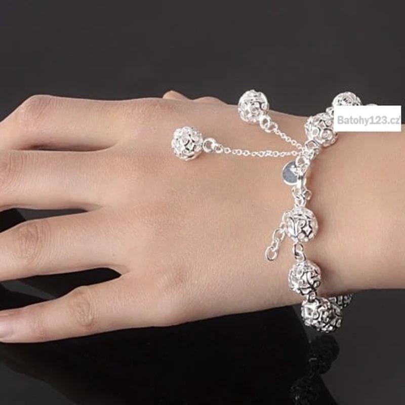 Levný dámský stříbrný náramek na ruku DN18