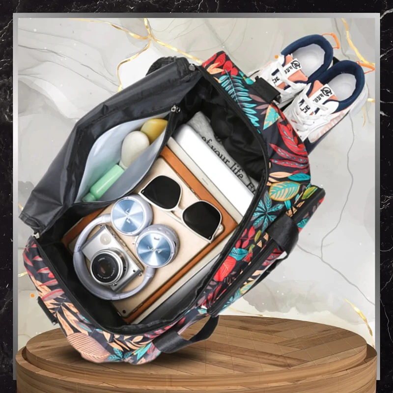 Vícebarevná dámská taška do posilovny, tělocvičny i na dovolenou BB38