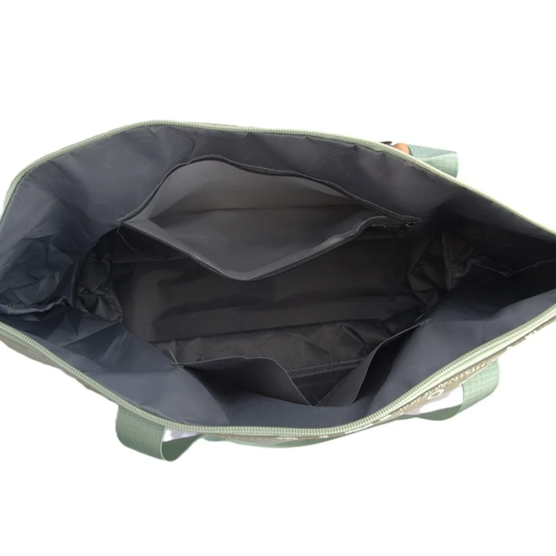 Prostorná velká hlavní komora na zip + přihrádky u cestovní tašky FaShion RO229