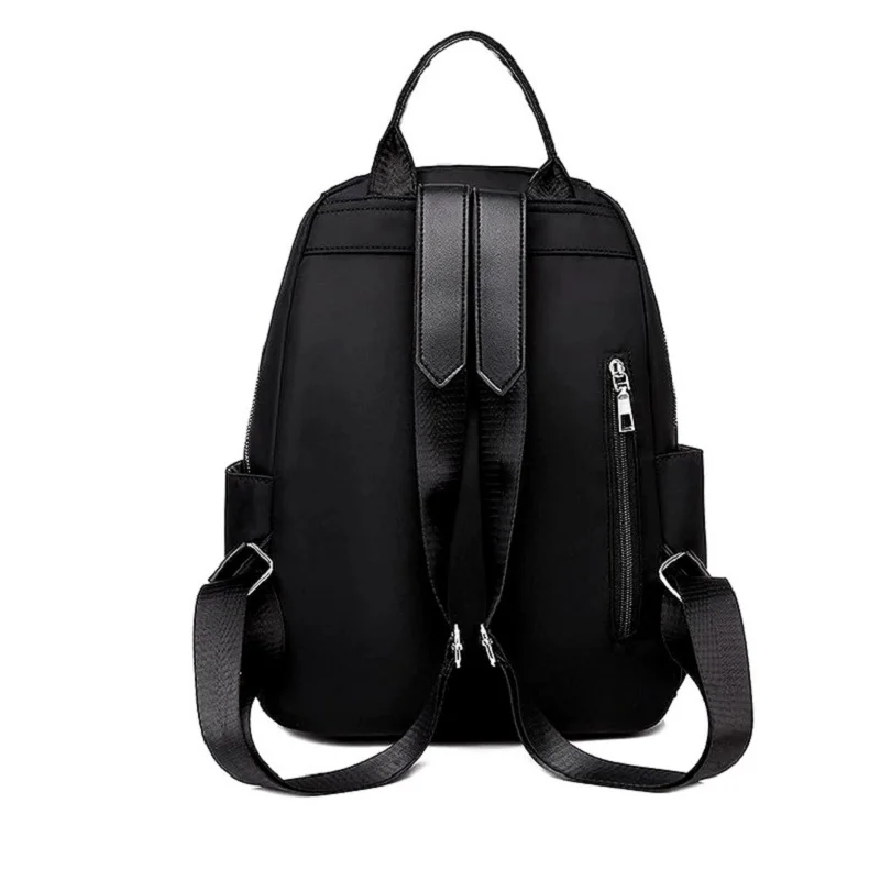 Elegantní dámský batoh v černém provedení - RO101