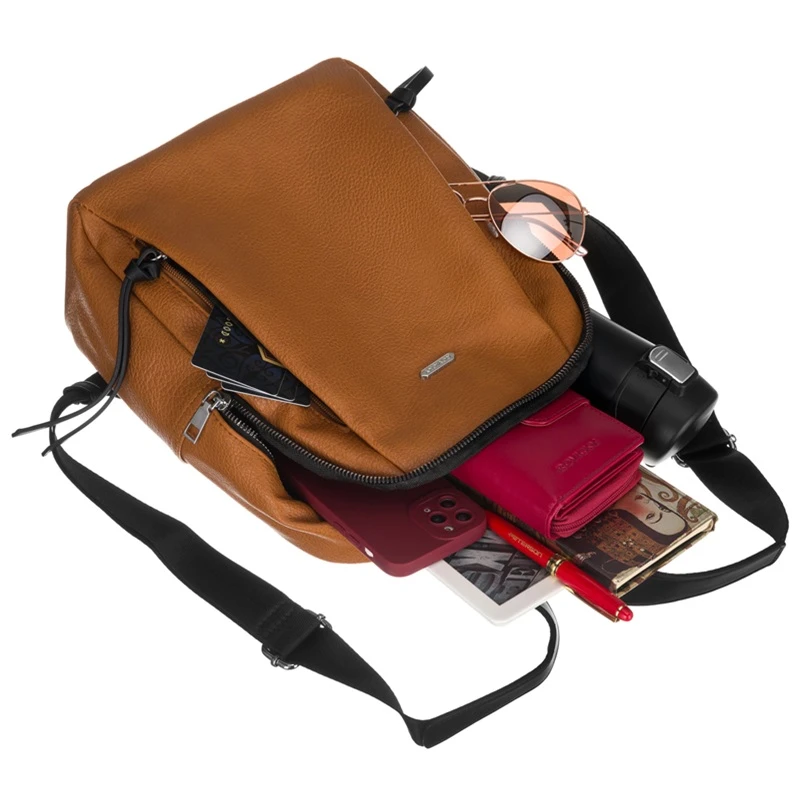 Kvalitní malé dámské městské batohy 