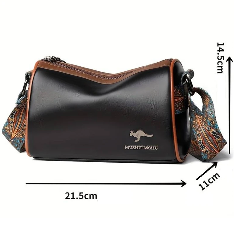 Elegantní kožená dámská kabelka se širokým popruhem na rameno DK134