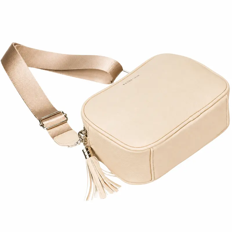 Světle béžová crossbody kabelka PETERSON PTN8035 s nastavitelným popruhem a střapcem
