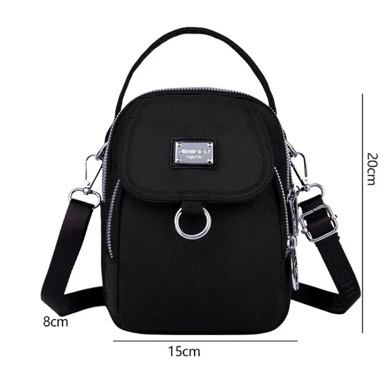 Černa taštička na telefon a doklady - RO100