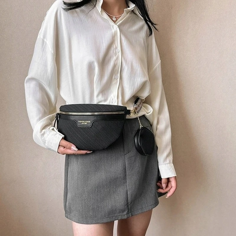 Elegantní dámská prostorná kožená crossbody ledvinka Fashion GP96