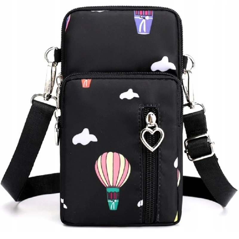 Černá crossbody taštička na telefon RO73B s motivem balónů, přední kapsou na zip a ozdobným srdíčkem.