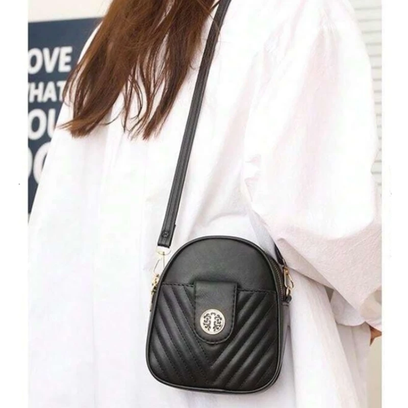 Malá dámská kabelka 