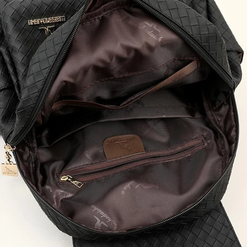 Elegantní městský batoh DB04