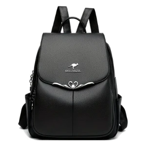 Kožený černý batoh DB05