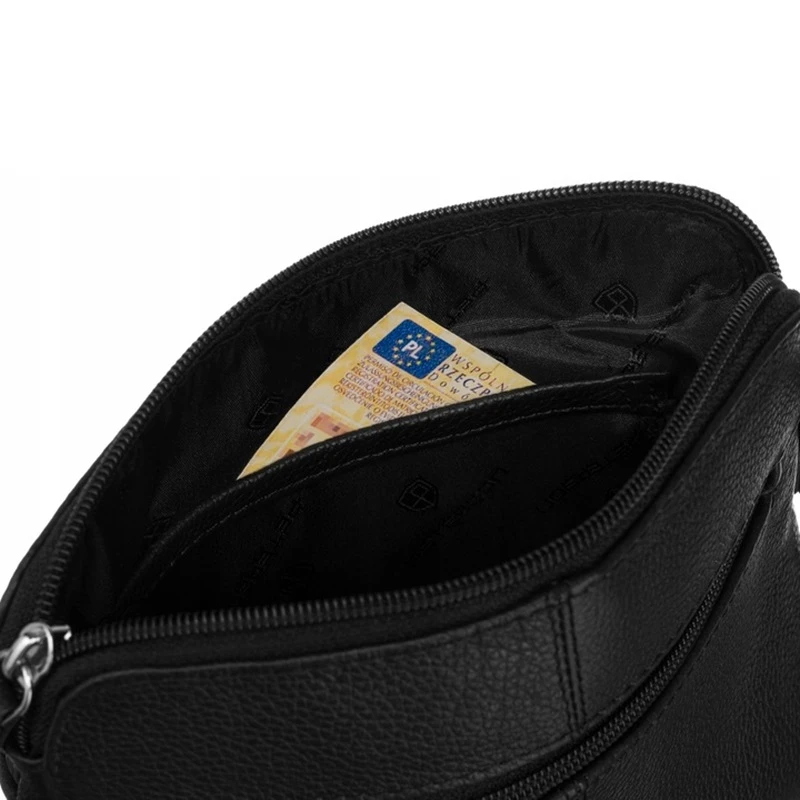 Kožená kabelka Peterson PT206