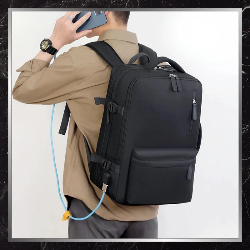 Univerzální cestovní batoh BB30