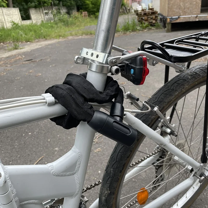 Řetězový zámek na kolo a motorku Trizand 24028, černý, 90 cm