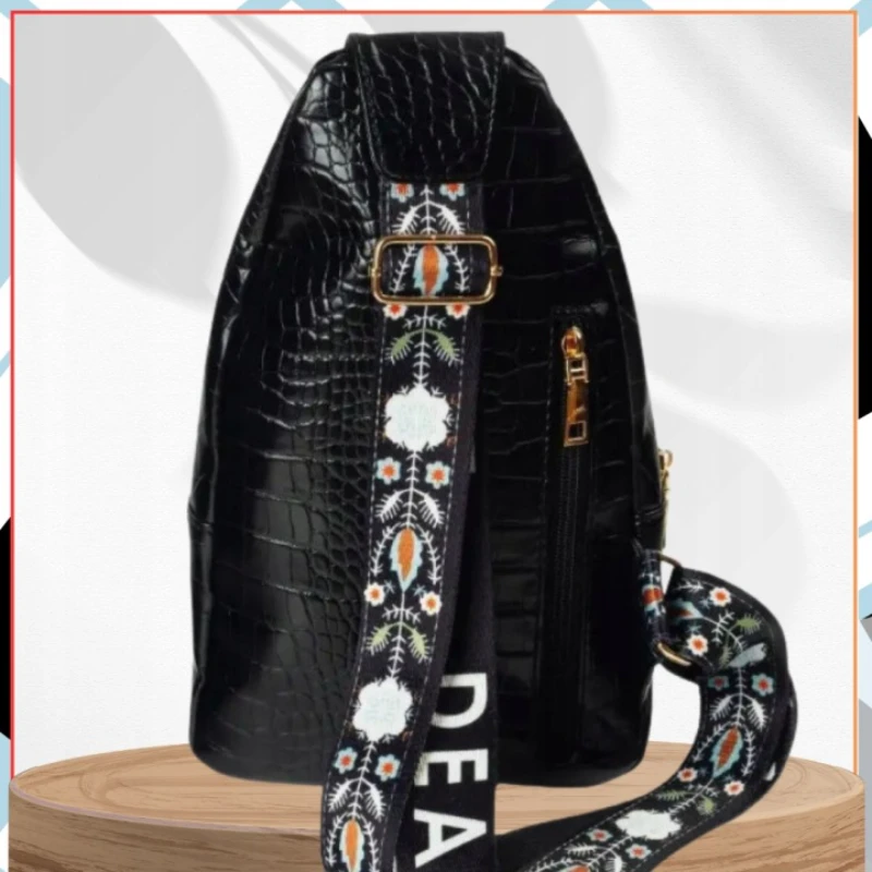 Dámská velká crossbody ledvinka ROL115 černá – krokodýlí vzor